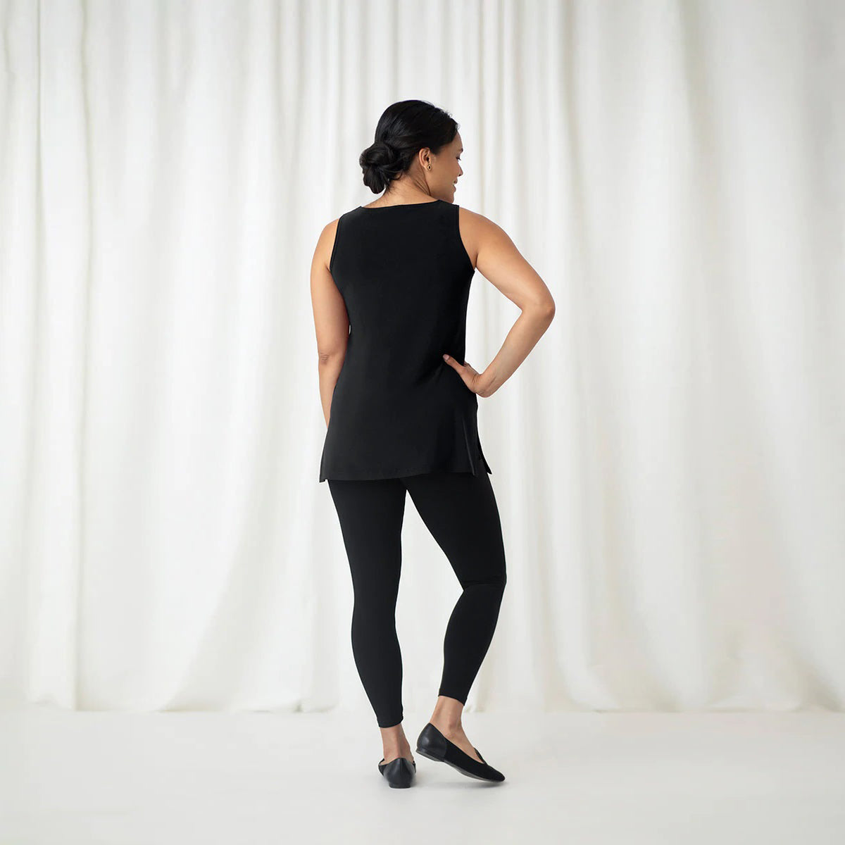 Sympli_sleeveless-nu-ideal-tunic_Black_Women_s_Tops_Back