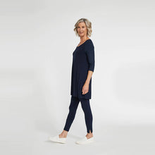 Load image into Gallery viewer, Motion Trim Raglan Tunic 3/4 Sleeve
