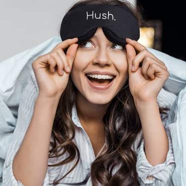 The Hush Blackout Eye Mask_Canada